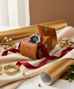 Estuche de Viaje para un Solo Reloj WRIZA de Cuero Genuino - con Forro de Gamuza y Cierre a Presión - Organizador Premium Color Bronceado para Hombres y Mujeres - Product Image 6