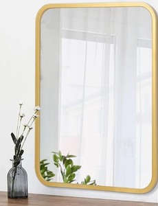 Espejo Decorativo Veneciano con Detalles de Vidrio Acabados a Mano y Elementos de Diseño Opulentos de Inspiración Barroca - Product Image 1