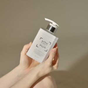 Teabless Gel de Baño Hidratante Vegano con Té Blanco y Ceramida, Lavado y Exfoliante Todo en Uno, 500g - Product Image 3