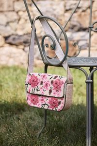 Sac à bandoulière artisanal en perles motif fleurs sauvages, sac à main floral botanique - Product Image 2