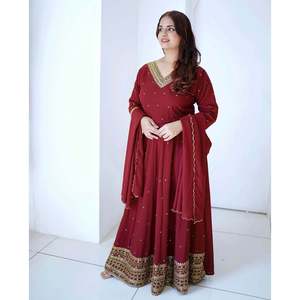 Robe de soirée magnifique avec pent et dupatta, broderie de sequins, tenue de soirée - Product Image 1