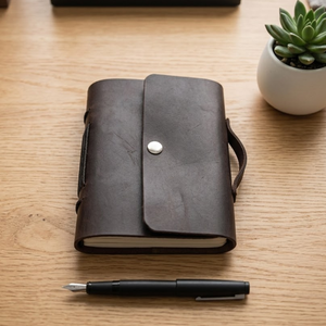 Agenda Profesional de Cuero PU con Llave |   Cuaderno de Diseño Moderno de 100 Hojas |   Diario de escritura hecho a mano |   Libro de Planificación Empresarial - Product Image 4