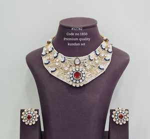 Ensemble de collier choker Kundan de qualité supérieure plaqué or avec pierres en zircon cubique et perles Moti, bijoux de mariage pour femmes - Product Image 6