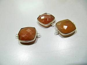 Natural Peach Moonstone Cushion Shape 15mm Faceted Briolette Double Loop Bezel Connectors - Product Image 3