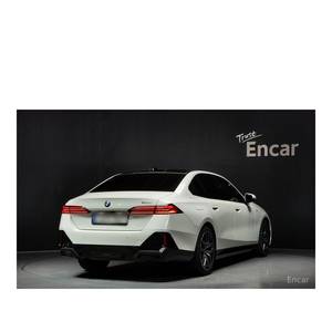 BMW Serie 5 520i M Sport 2023, 7,219 km, Caja de Cambios Automática, Asientos de Cuero, Volante a la Izquierda, Cámara Trasera - Product Image 2