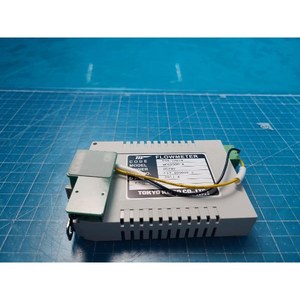 Controlador de Flujo Másico Digital TOKYO KEISO SFC2000-A Usado Como Está, Piezas de Equipos Semiconductores Legados - Product Image 2