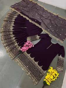 Traje Sharara de Diseñador en Georgette Sintética Pesada con Bordados y Dupatta de Red para Fiestas y Eventos - Product Image 5