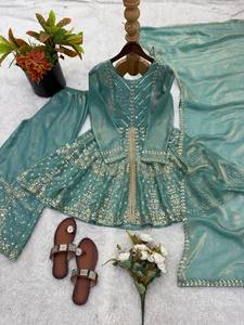 ชุดพาลาซโซ่แบบดั้งเดิมพร้อมผ้าคลุมไหล่สำหรับผู้หญิง ชุดสวยงามสำหรับงานเทศกาลและสวมใส่สบายๆ ชุดพื้นเมืองที่สวมใส่สบาย - Product Image 6