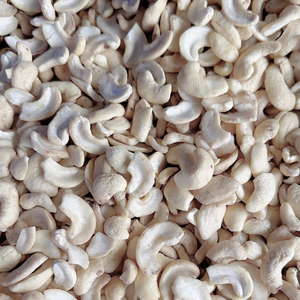 Wholesale Cashew <b>Nuts</b> Wholesale W180 Ww320 Cashew <b>Nut</b> <b>Kernels</b> Santigo Cashew Vietnam Cheap Price, OEM ODM Packaging - Product Image 1