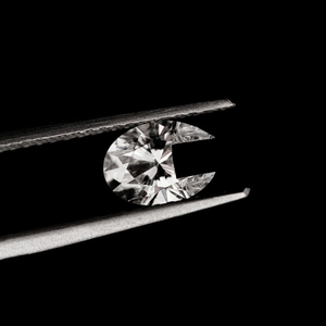 Oferta especial: Diamante cultivado en laboratorio con certificación IGI de 1 quilate, corte elegante en forma de U, para la elaboración de colgantes, al mejor precio. - Product Image 5