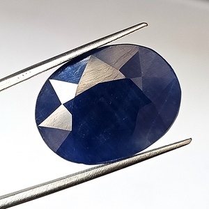 Saphir bleu naturel de 23,75 carats provenant de Birmanie, taille ovale facettée, non chauffé, pierre précieuse non montée - Product Image 1