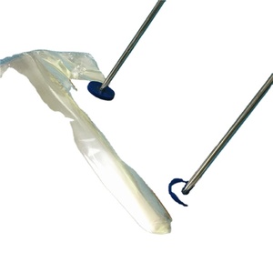 Compre bolsas retráctiles al por mayor del proveedor GUA Material PE Superficie de grabado Embalaje personalizable reciclable - Product Image 6