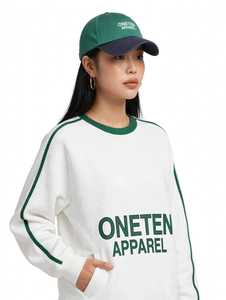 เสื้อฮู้ดกันลมสีขาวสำหรับผู้หญิง ONETEN APPAREL สไตล์ฮิปฮอป แขนยาว ผ้าถักเนื้อฝ้าย ใส่สบาย เหมาะสำหรับฤดูหนาว - Product Image 2