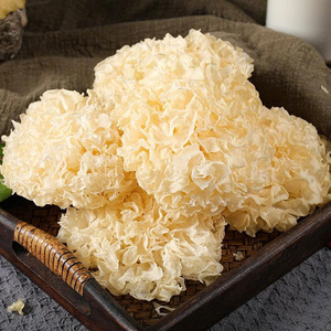 Meilleures ventes : Champignons blancs séchés 100 % naturels (Tremella Fuciformis), champignons de neige entiers crus, idéaux pour les soupes et les desserts - Product Image 4