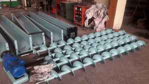 Transportador de tornillos automático de alta resistencia para el transporte de polvo, gránulos y materiales a granel en líneas de producción industrial. - Product Image 6