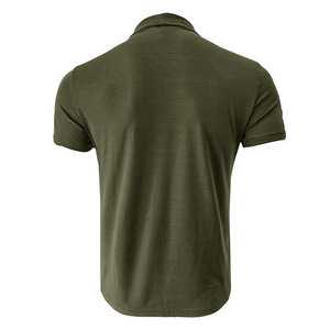 เสื้อถักคอเต่าแขนสั้นสีเขียวมะกอกสำหรับผู้ชาย ทรงปกติ สวมใส่สบายๆ - Product Image 3
