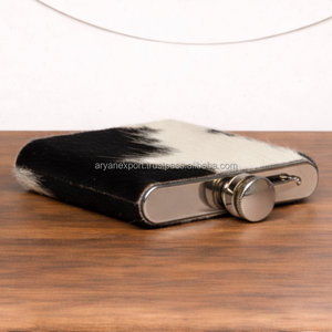 Petaca Portátil de Acero Inoxidable de 7oz con Funda de Cuero Genuino, Estilo Rústico Occidental, Personalizable para Whisky y Licores - Product Image 5