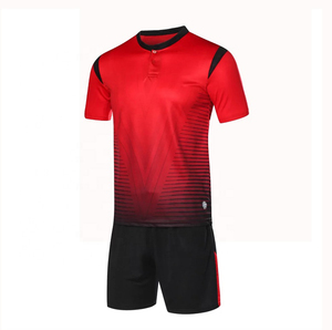 Camiseta de Fútbol Transpirable con Estampado de Sublimación Personalizado, Nuevo Modelo, Venta al por Mayor, Uniforme Deportivo Rojo y Negro, 100% - Product Image 1