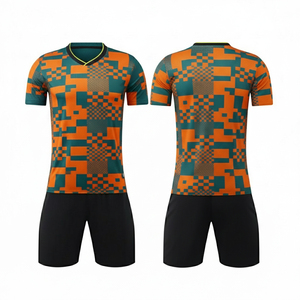 Tenue d'équipe personnalisable, uniforme de football, 100% polyester, haute qualité, respirant, écologique, couleur noire, logo, service OEM, vente en gros - Product Image 1