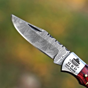 Couteau de chasse pliant en acier Damas personnalisable OEM, avec verrouillage, manche en bois, qualité industrielle, vente en gros UA Supplies - Product Image 5