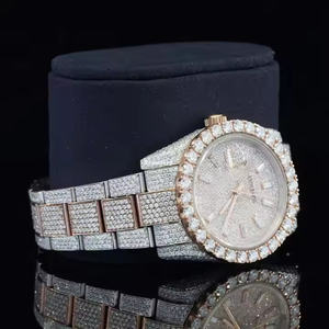 Montre à quartz de luxe pour homme, avec diamants en moissanite véritable, élégante montre analogique pour les réunions d'affaires et les mariages - Product Image 3