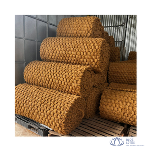 สินค้าขายดี |   แผ่นใยมะพร้าวทอแบบตาข่ายสำหรับเสริมความแข็งแรงของทางลาดชันและดินขึ้นเนินจากเวียดนาม - Product Image 1