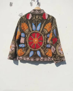 Chaqueta Bomber de Terciopelo 100% con Patrón Floral Bordado Vintage Reversible al por Mayor - Ecológica y Resistente al Viento para Invierno/Otoño - Product Image 3