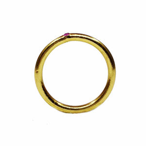 Bague en argent sterling 925 plaquée or avec rubis, unisexe - Product Image 3