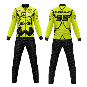 Maillot et short de football 7v7 personnalisés pour hommes, qualité supérieure, compression, uniforme personnalisé 7on7 pour garçons - Product Image 6