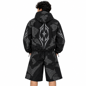 Ensemble veste coupe-vent à capuche noire pour homme, short, imprimé graphique, veste en nylon, style décontracté, séchage rapide, polyester tricoté, automne - Product Image 3