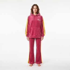 Survêtement en velours personnalisé pour femme, veste brodée à capuche, pantalon pattes d'éléphant, bande latérale, ensemble deux pièces - Product Image 5