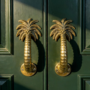 Juego de 2 tiradores de latón con diseño de palmera, estilo vintage tropical, herrajes decorativos para puerta principal y tiradores de gabinete - Product Image 1