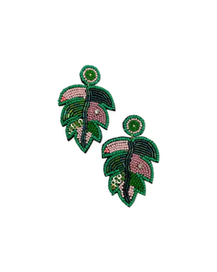 Boucles d'oreilles personnalisées brodées à la main avec des perles de verre bleues de 8 mm et des paillettes pour les magasins d'accessoires de mode à la revente - Product Image 2