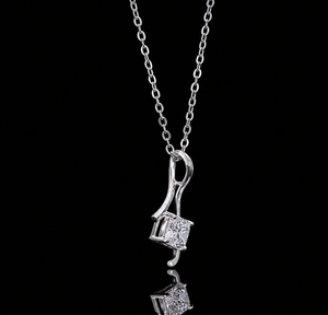 Colgante de Diamante Corte Radiante en Oro Blanco, Elegante Colgante de Diamante de Laboratorio para Mujer, Joyería de Lujo para Uso Diario y Bodas, Regalo de Lujo - Product Image 2