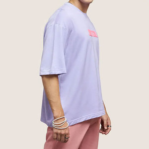 T-shirt à manches courtes surdimensionné pour homme avec imprimé lettres roses, décontracté, respirant, 100% coton jersey - Product Image 1