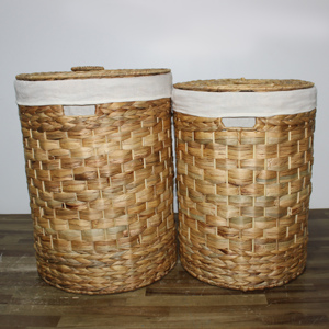 Panier de rangement rond en jacinthe d'eau avec couvercle, design rustique fait main, couleur naturelle, panier à linge tissé, décoration intérieure - Product Image 1