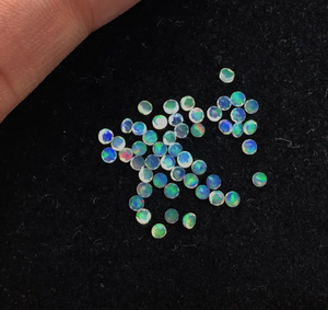 Prix de gros de haute qualité 2.5mm opale éthiopienne naturelle à facettes coupe ronde lâche calibrée fournisseur de pierres précieuses en vrac - Product Image 1