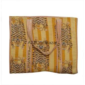 Bolsa de Mano Grande Multicolor con Estampado Floral, 100% Algodón Puro, Acolchada, Ecológica, con Asa Larga para la Playa y Compras - Product Image 3