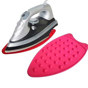 Alfombrilla de Silicona Resistente al Calor, Multifuncional, para Apoyar Utensilios de Cocina, a Precios Económicos - Product Image 1