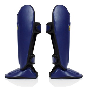 Precio al por mayor Nuevo estilo Protector de espinilla Fairtex de cuero PU rojo para entrenamiento de Kickboxing en todas las estaciones - Product Image 2