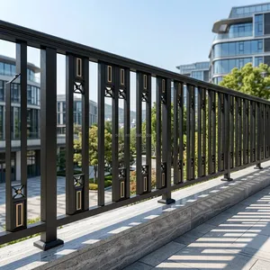 Rampe de balcon en métal noir moderne, clôture de terrasse extérieure, barres verticales décoratives, garde-corps élégant pour l'extérieur de la maison, barrière de sécurité durable - Product Image 2