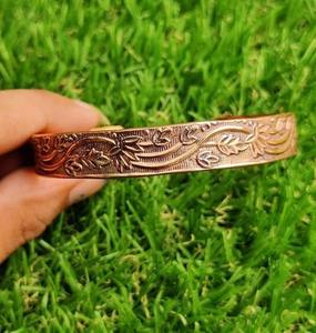 Bracelet en cuivre pur fait main, ajustable, manchette ouverte, unisexe, bijoux de guérison, vente en gros, fournisseur en vrac - Product Image 6