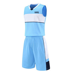 Uniforme de Baloncesto OEM, Conjunto Deportivo con Tela Transpirable que Absorbe la Humedad, Alta Calidad para Mayor Comodidad en los Juegos - Product Image 1
