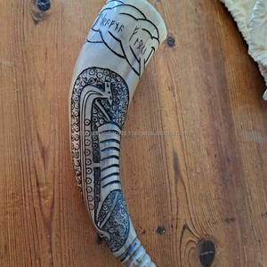 Auténtico cuerno para beber Estilo animal único Regalo de boda perfecto para padrinos de boda y damas de honor - Product Image 2