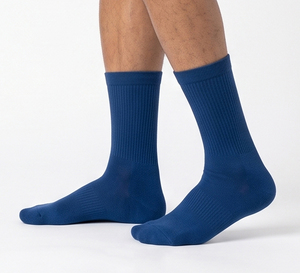 Chaussettes de compression mi-mollet haute performance pour hommes, personnalisables, pour le sport et l'entraînement, vente en gros - Product Image 3