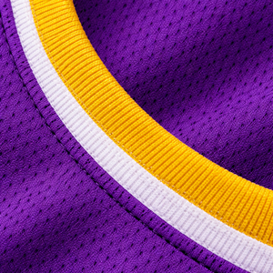 Conjunto de Pantalones Cortos y Camiseta de Baloncesto Personalizados para Clubes, Equipos y Escuelas, Marca Privada OEM, Nombre y Número del Jugador, Tallas Grandes, Secado Rápido y Transpirable - Product Image 3