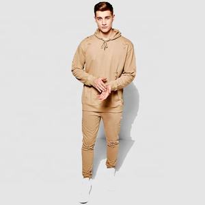 Conjuntos Deportivos Personalizados Unisex Ecológicos Resistentes al Viento, de Secado Rápido y Transpirables, en Tela de Poliéster/Algodón para Invierno - Product Image 1