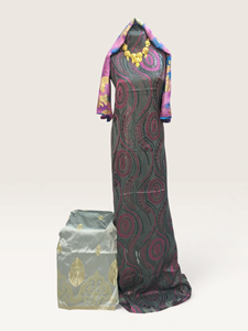 Vestido Tradicional Somalí de Lujo Fransawi Dirac - Vestido Premium con Cuentas para Bodas y Ocasiones Especiales - Product Image 6