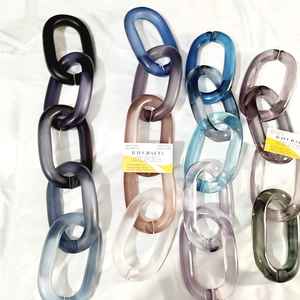 Chaîne décorative en résine de qualité supérieure, design luxueux et coloré, disponible dans toutes les tailles et couleurs. - Product Image 4