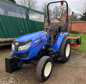 Potente tractor ISEKI TLE3410 que ofrece un rendimiento fluido y una operación confiable para aplicaciones agrícolas exigentes. - Product Image 1